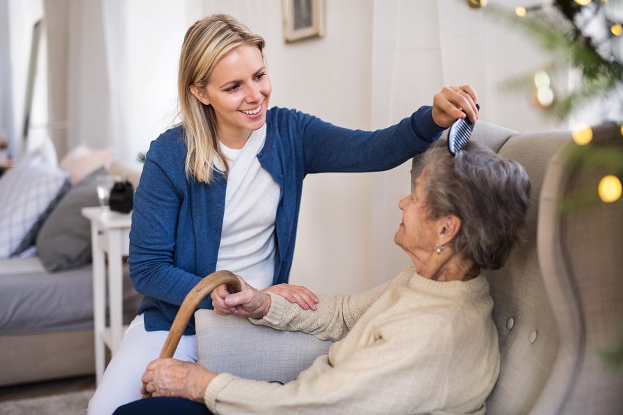 benefits-of-companion-care-for-seniors-who-live-alone