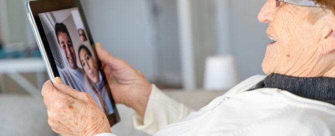 the-5-ws-of-long-distance-caregiving-support-guide