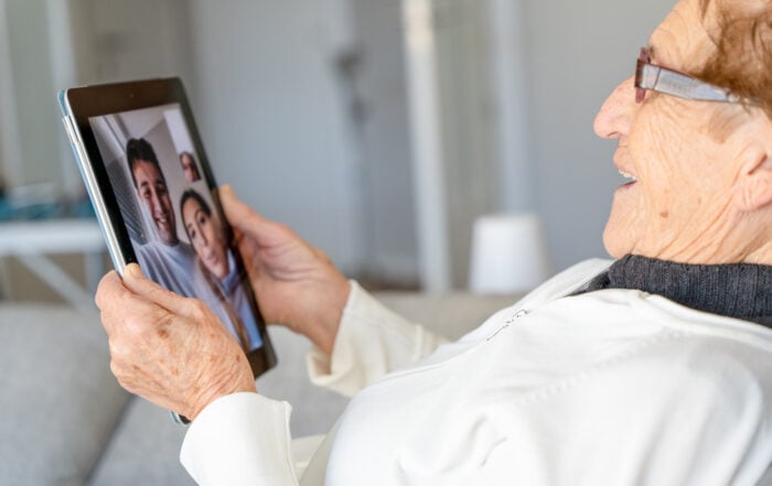 the-5-ws-of-long-distance-caregiving-support-guide