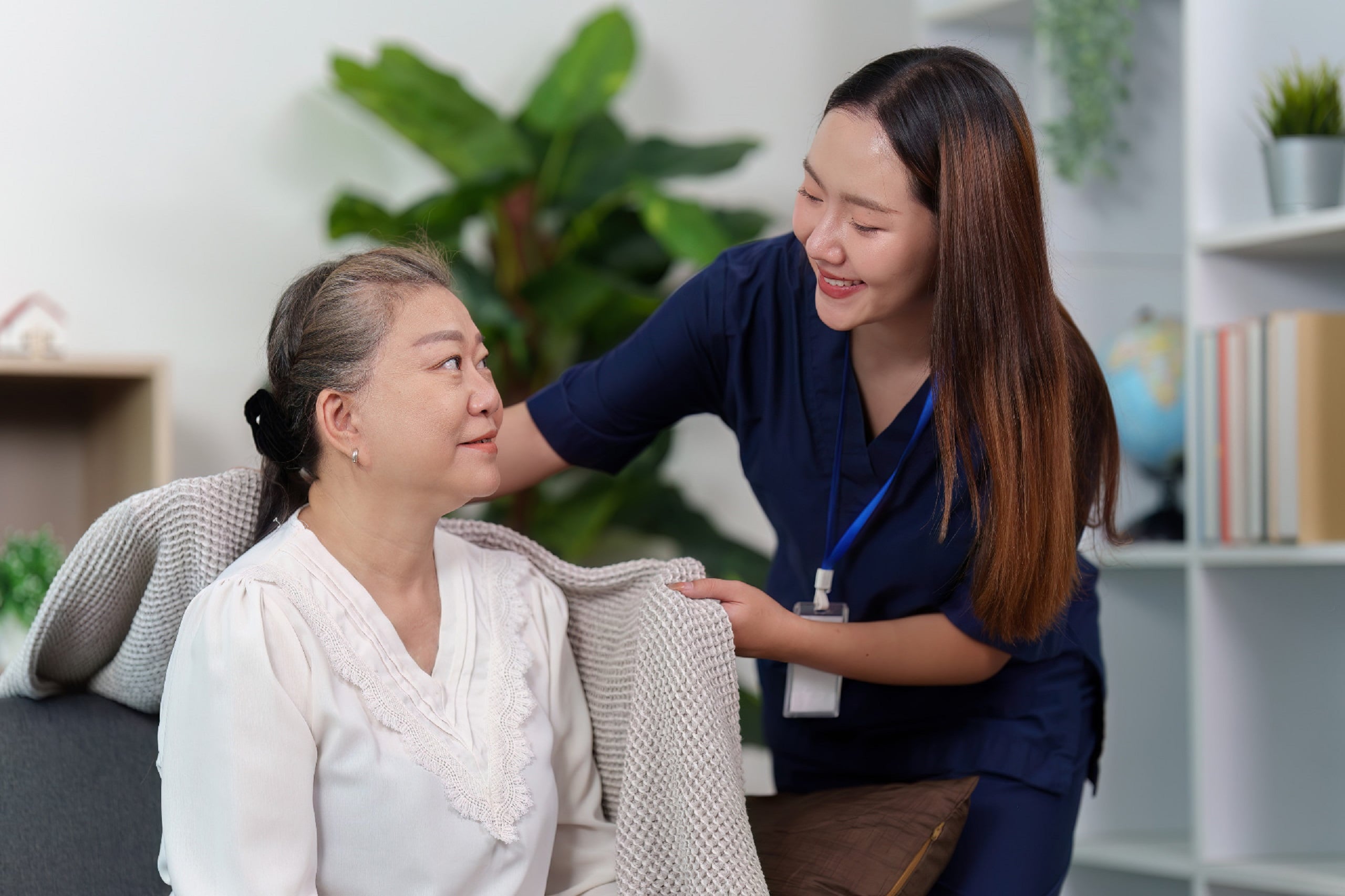 companion-care-benefits-for-seniors-who-live-alone